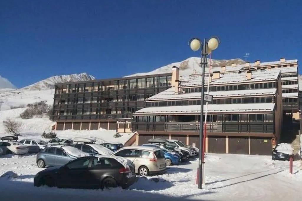 Appartamento 21 Residence Adamello Passo del Tonale Italy
